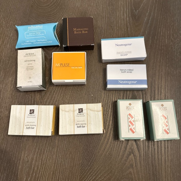 Aveda, Neutrogena French Milled & More Assorted Travel Size 10 Bath Soap Bars - Picture 1 of 8